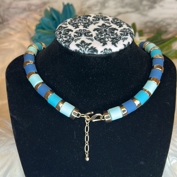 NWT ISAAC MIZRAHI New York Necklace Blue & Gold with Blue Acrylic/Stones - Picture 3 of 5